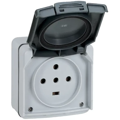 LEGRAND 91657 plexo priključnica 3p+n+e 32a ip55 le091657