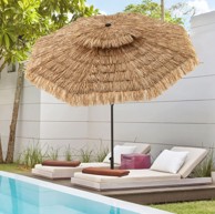 Vrtni suncobran tiki, 247 cm, 8 rebara, slamnati krov