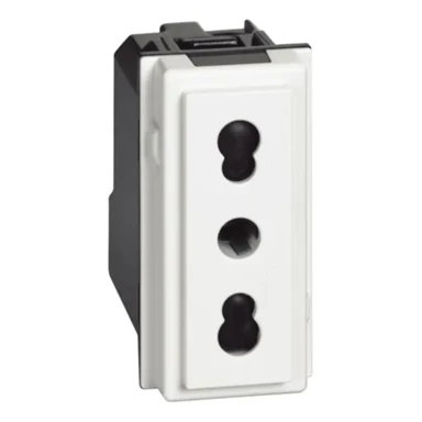 BTICINO Lnow euro utičnica 2p+e/16a/250v bijela kw4180