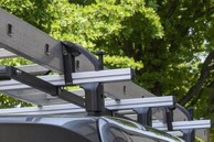 MENABO Krovni nosači Master II (Renault) 2010–2014, 5 poprečnih šipki + graničnici