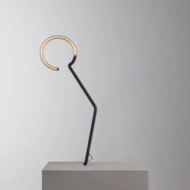 Stolna svjetiljka Vine Light, crna, 8 W, 3000K, 602 lm