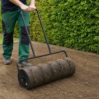 Vrtni valjak za travu s aeratorom Ø30x90 cm