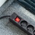 REBEL Produžni kabel, 3 utičnice, prekidač, 5 m, crni