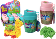 Squishy kuglice od stiropora u zelenoj čaši