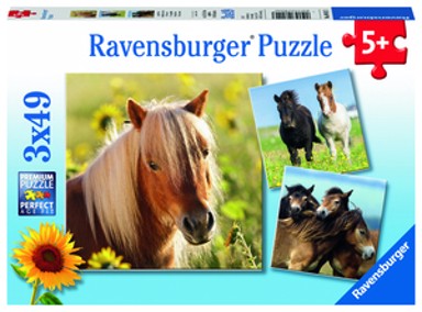 RAVENSBURGER Puzzle Horse Love, 3x49 kom