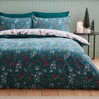 CATHERINE LANSFIELD Flanelska posteljina Holly and Mistletoe za bračni krevet 200x200 cm Bijela/zelena