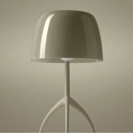 FOSCARINI Stolna lampa Lumiere Nuances Piccola dimabilna, kreda