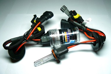 AMIO Premium HID xenon žarulje, HB3 (9005), 5000K, bijela, SINGLE BOX (1 žarulja)