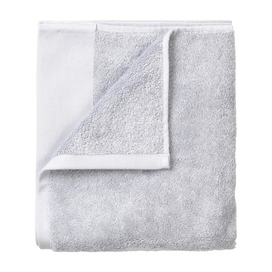 Set od 4 svjetlosiva ručnika, 30x30 cm