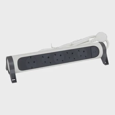 LEGRAND 694531 pro letv 5x2p+e okr 1,5m bi/cr le694531