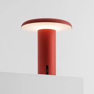 Stolna lampa Takku, anodizirana, crvena