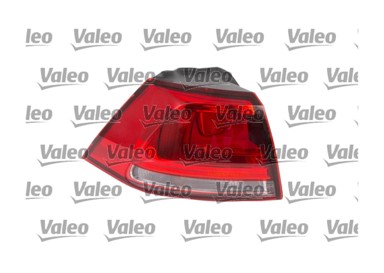 VALEO Zadnje svjetlo VW GOLF 7 lijevo -17 vanjsko crveno 044937