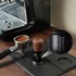 Samonivelirajući drveni tamper s pritiskom 13,5 kg, 58 mm