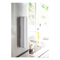 YAMAZAKI Bijela magnetski držač za kuhinjski folije Tower