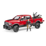 BRUDER Kamionet RAM 2500 Power Wagon s motociklom Ducati Scrambler Desert Sled, 1:16