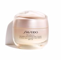 SHISEIDO Dnevna krema protiv starenja SPF 25 Benefiance Wrinkle Smooting SPF 25