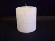 Svijeća metalik 6.8 x 7.2 cm, bijela