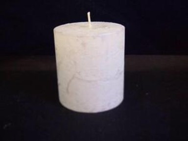 Svijeća metalik 6.8 x 7.2 cm, bijela