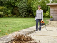 BLACK+DECKER Usisavač/puhač lišća električni 2900 W BEBLV290