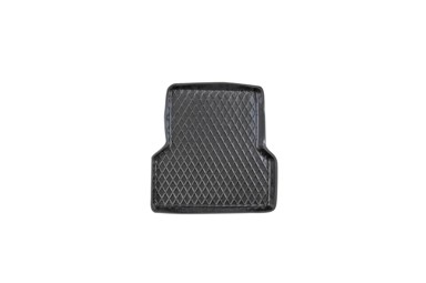 AMIO Gumeni auto tepih MG stražnji, univerzalni model s urezom 1