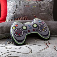 CATHERINE LANSFIELD Dječji jastuk sa svjetlećim efektom od mikropliša Game Over