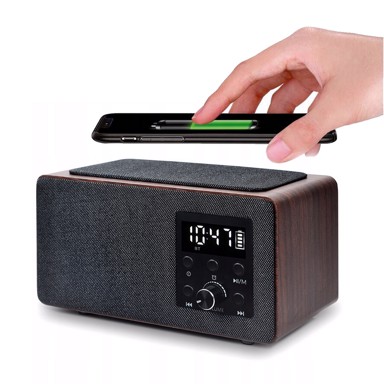 MANTA Radio budilica RDI910WC, FM, BT, HANDSFREE, QI PUNJAČ, MICROSD, BATERIJA