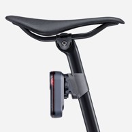 Nosač radara Garmin Varia 715 za cijev sjedala Trek Checkmate