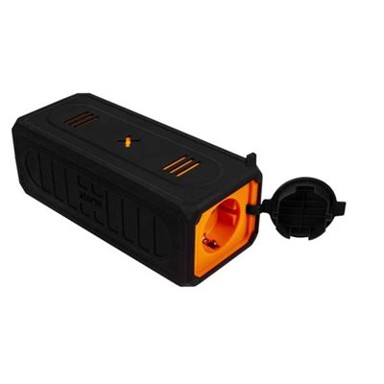 XTORM Mobilni USB punjač Portable Power Socket 70, 19.200 mAh, crni