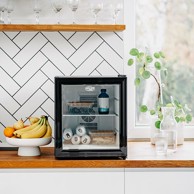 ADLER Hladnjak AD 8088, termoelektrični, 28 L, crni