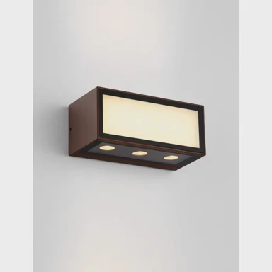 Zidna lampa Inga, LED, 3000 K, 875 lm, IP65, smeđa