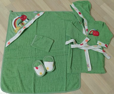 LIONELO Set ogrtač + ručnik Babyline, vel. 0-6 mj, zeleni