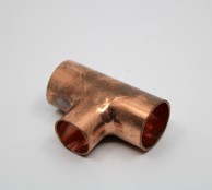 VIEGA Bakreni (Cu) T komad FI 22 - 18 - 22                                                                                                                                                                              