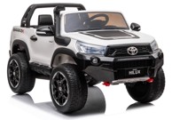 Auto na akumulator Toyota Hilux 4x4, bijeli, dvosjed