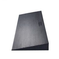 VEVOR Pragnička rampa 90x20x4 cm od protuklizne gume, crna