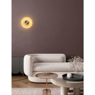 Zidna lampa Nous, LED, 8 W, 3000 K, 304 lm, brass gold i jantar