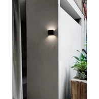 Zidna lampa Epic, LED, 6 W, 3000 K, 579 lm, IP20, crna