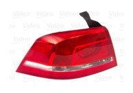 VALEO Zadnje svjetlo VW PASSAT 11-14 lijevo 4 vrata vanjsko 044513