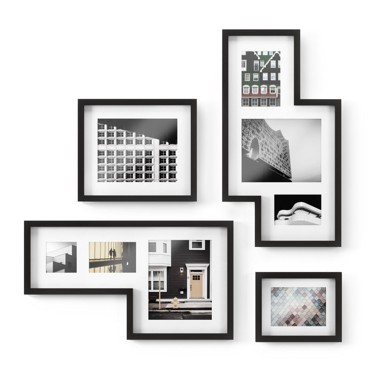 UMBRA Crni plastični viseći okviri u setu 4 kom 69x38 cm Mingle