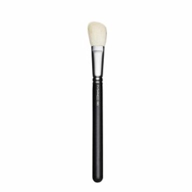 MAC Četkica za konturiranje 168S Large Angeled Contour Brush