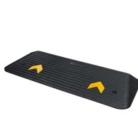 VEVOR Rampa za prag, 110 x 32 x 38 cm, crna