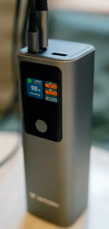 VERBATIM Powerbank Charge 'n' Go, 27. 000 mAh, 183W, sivi