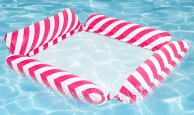 Napuhanac na plažu, madrac, viseća mreža, ležaljka za vodu, bazen, roza