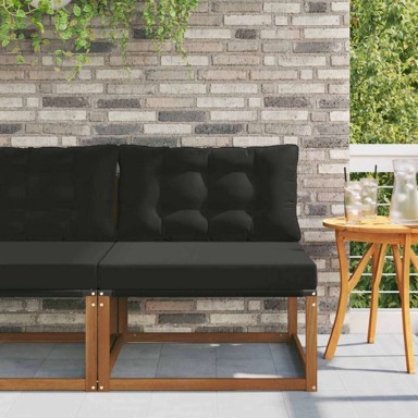 Srednja vrtna sofa, čvrsto drvo akacije, prirodna, crni jastuci, 1 kom
